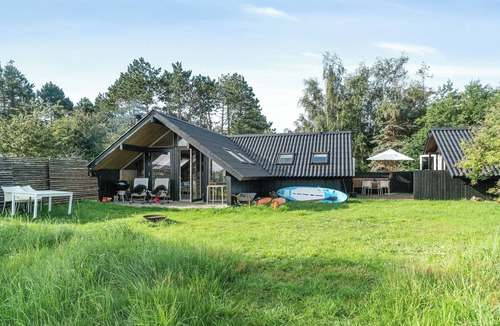 Sejero House | Slow living by the water on Sejerø