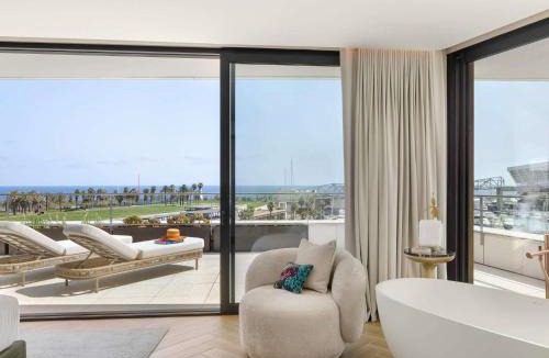 Sant Adria de Besos Hotel | SLS Barcelona