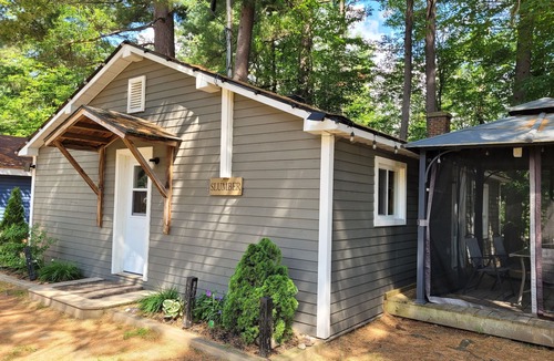 Petawawa Cabin | Slumber Inn at Pine Ridge Park