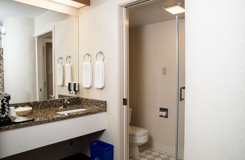 New Minas Hotel | Slumber Inn