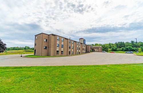 New Minas Hotel | Slumber Inn