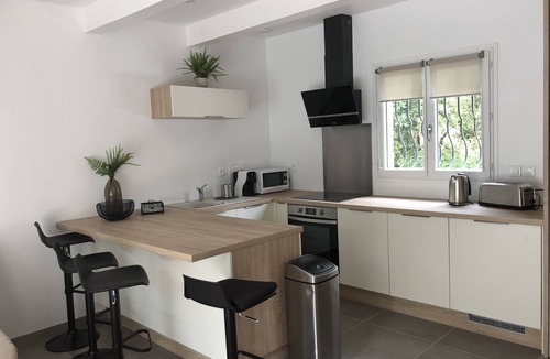 Les Maillans House | Small air-conditioned detached villa with private pool (between Nice and Grasse)