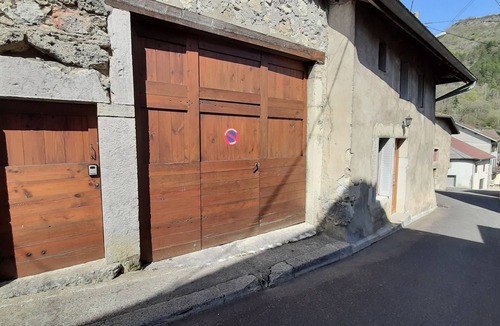 Virieu-le-Grand House | Small comfortable village house