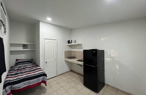 Elgin Apartment | Small comfortable apartment