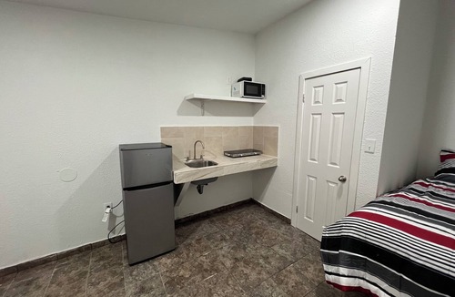 Elgin Apartment | Small comfortable apartment