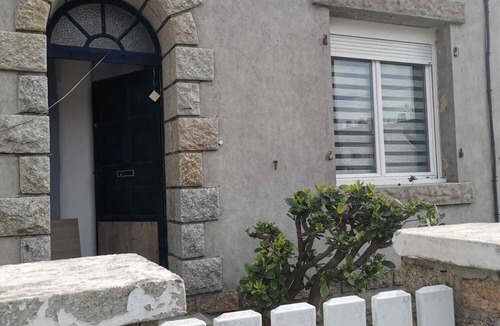 Saint-Marc House | Small, comfortable house,