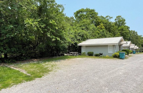 Bull Shoals Cottage | Small Comfy Cottage #1 at Bull Shoals!