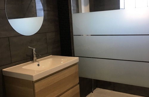 Saint-Aunes House | Small cottage near the beach