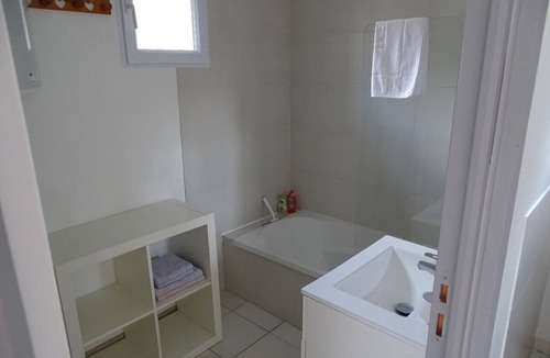 Siguer Apartment | Small cottage with private garden in a peaceful setting surrounded by mountains