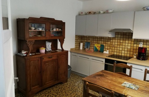 Saint-Alban House | Small Country House with Garden, 2 Persons, night or week