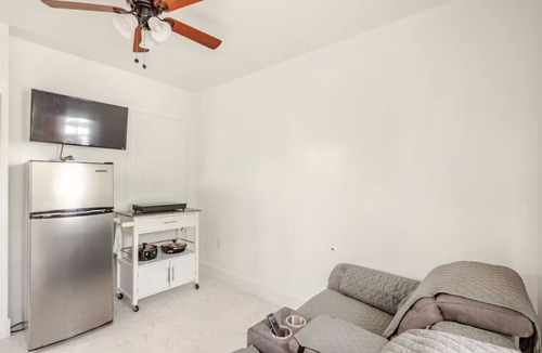 Florida Ridge Apartment | Small cozy apartment