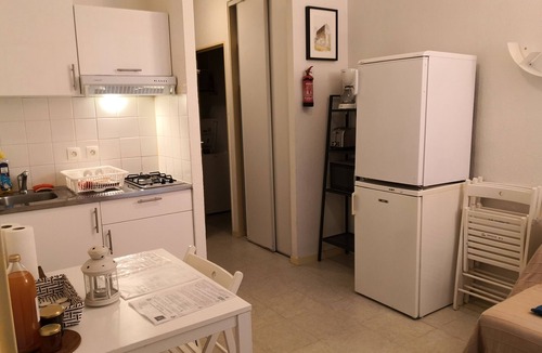 Secteur 2 Apartment | Small, cozy apartment in Grenoble city center