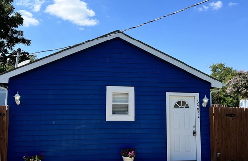 Wylie House | Small Cozy Quite House