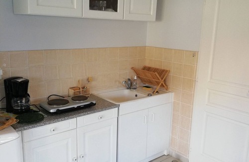 La Teste-de-Buch Apartment | Small detached house approx. 3.5 km from Arcachon