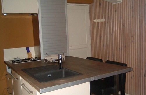 Trans-en-Provence Apartment | Small detached house with pool in TRANS EN PROVENCE