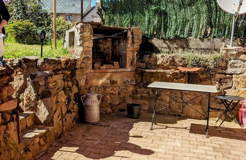 Flavin House | Small detached village house 10 minutes from Rodez Pets welcome