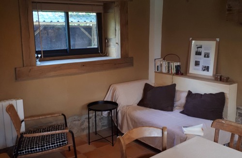 Gahard House | Small earthen house in the Gallo countryside