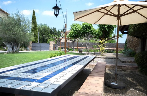 Llampaies House | Small Cottage 15 people, communal pool, barbecue, Costa Brava at 17 km
