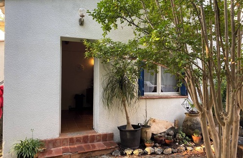 Saint-Bauzille-de-Putois Apartment | Small mazet with garden 400 metres2, swimming pool 10 m2, shady garden