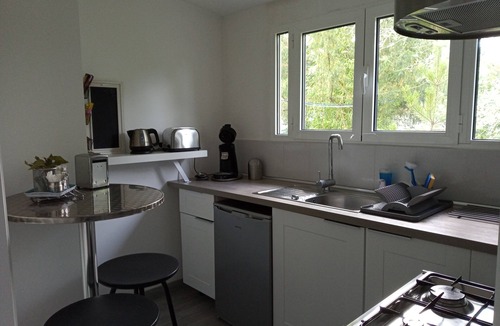 Saint-Fargeau-Ponthierry House | small house south of Paris