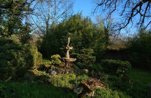 Saint-Hilaire-sur-Benaize House | Small country house