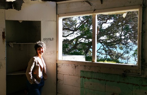 Waharoa House | small group Destination Barn stay- Loft experience