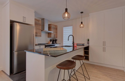 Pont-Rouge Ski Chalet | Small house - cottage 30 minutes from Quebec City with all comforts in a private domain