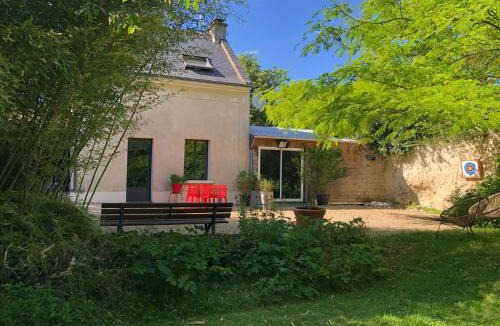 Brissac Loire Aubance House | Small house in a troglodyte pit
