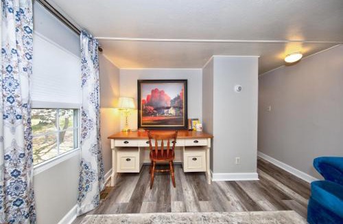 Bel Air House | Small House on Gentleman’s Farm