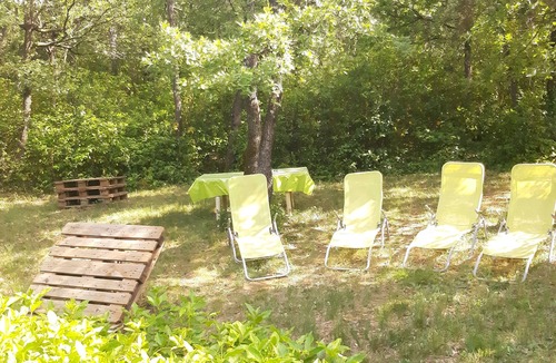 Piolenc House | Small house on shady plot, swimming pool not overlooked, close to the village.