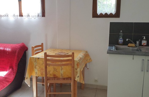 Toulon House | Small house sleeps 4