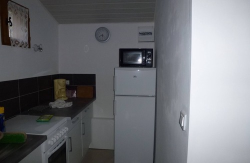 Toulon House | Small house sleeps 4