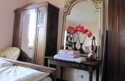 Vernou-sur-Brenne House | Small house, typical of the Touraine