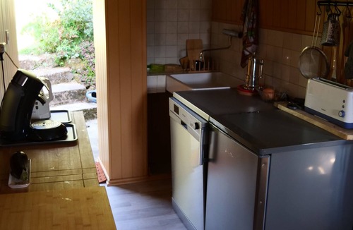 Meisenthal House | Small house with garden and fireplace