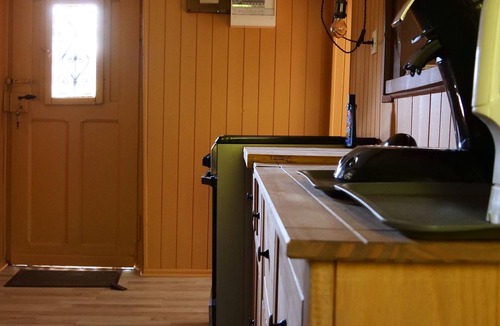 Meisenthal House | Small house with garden and fireplace