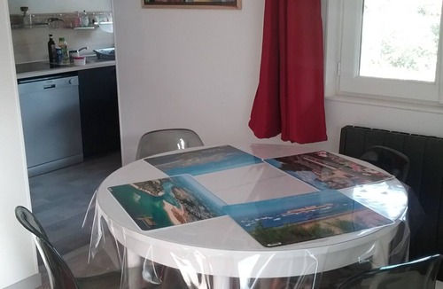 Fouesnant House | Small independent house