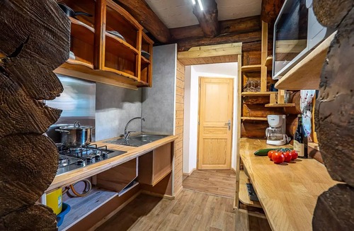 Burnhaupt-le-Haut Ski Chalet | Small Log Cabin for 5 People