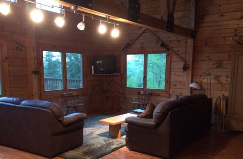 Milan Cabin | Small log house in Great North Woods