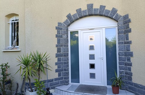 Saint-Medard-en-Jalles House | Small manor house