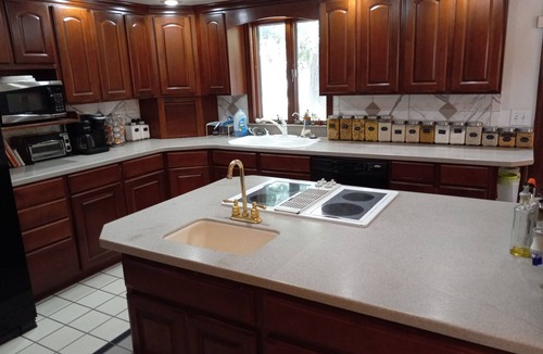 Watonga House | Small Mansion near State Park and Casino