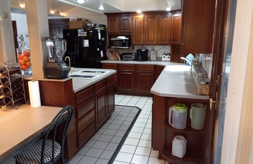 Watonga House | Small Mansion near State Park and Casino