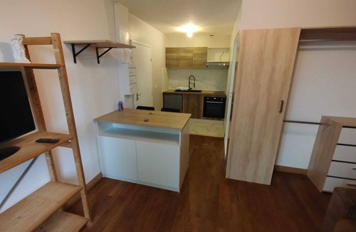 Chateauroux Apartment | Small modern air-conditioned cocoon