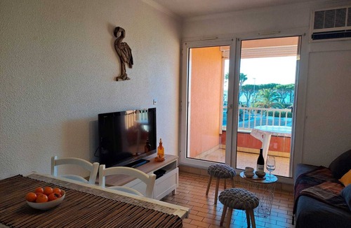 Palavas-les-Flots Apartment | Small nest overlooking the ponds