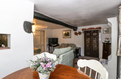 Porlock Apartment | Small Piece