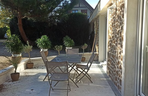 Le-Plessis-Trevise House | Small prestigious property near Paris