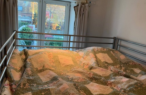 Halluin Bed & Breakfast | Small room near Belgium