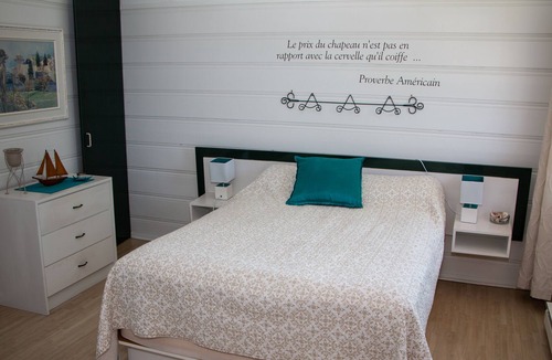 Sainte-Luce Ski Chalet | Small rustic and charming chalet, perfect for a weekend with a lover or family.