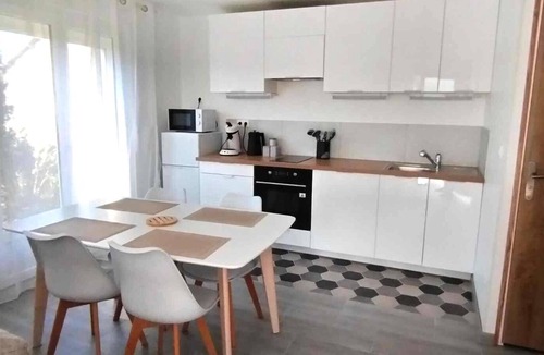 Coudures House | Small single-storey house