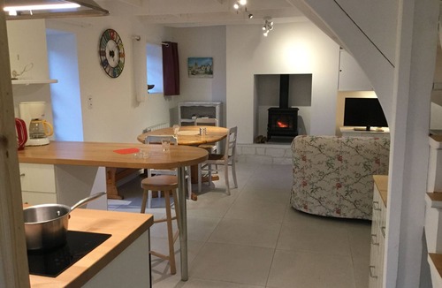 Plourin-les-Morlaix House | small stone house in a character site