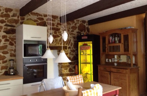 Gras House | Small stone house, free wifi